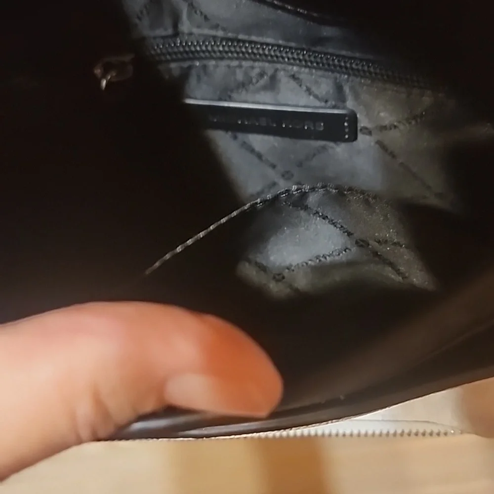 Michael Kors Regina Purse Medium Signature